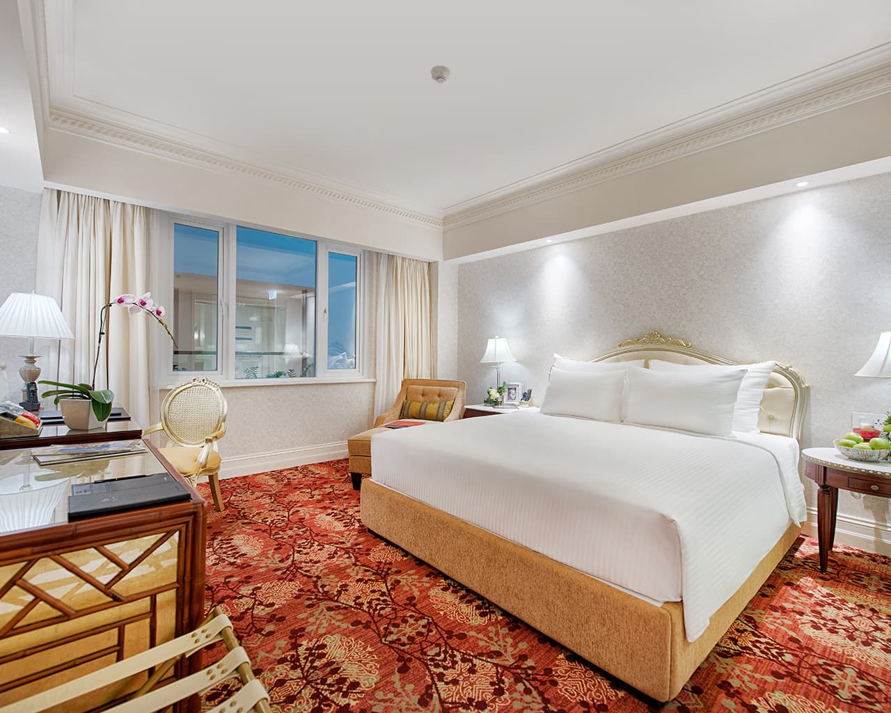 APRICOT HOTEL Sketch Double Bed