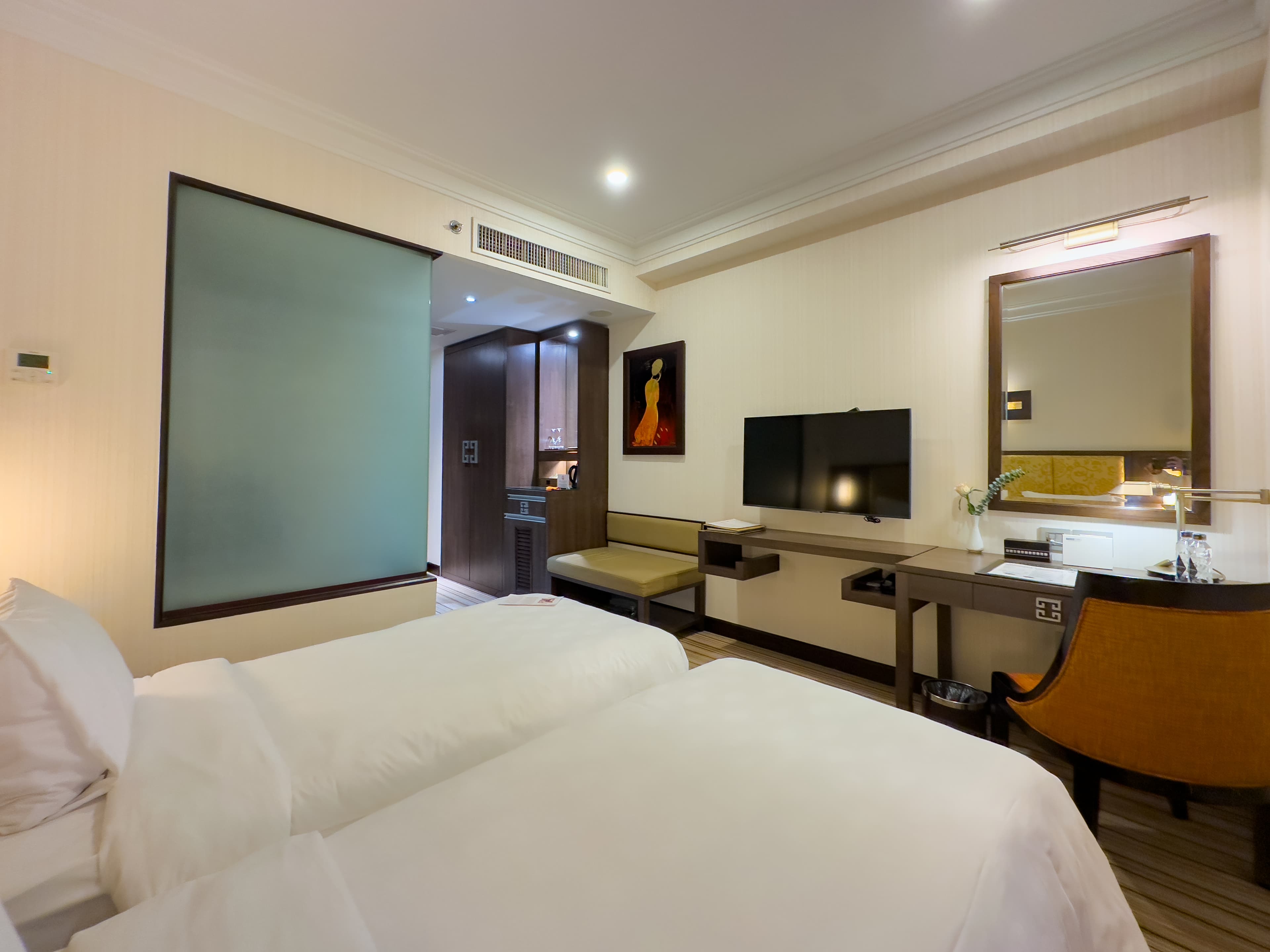 SILK PATH Hotel Deluxe Twin Room
